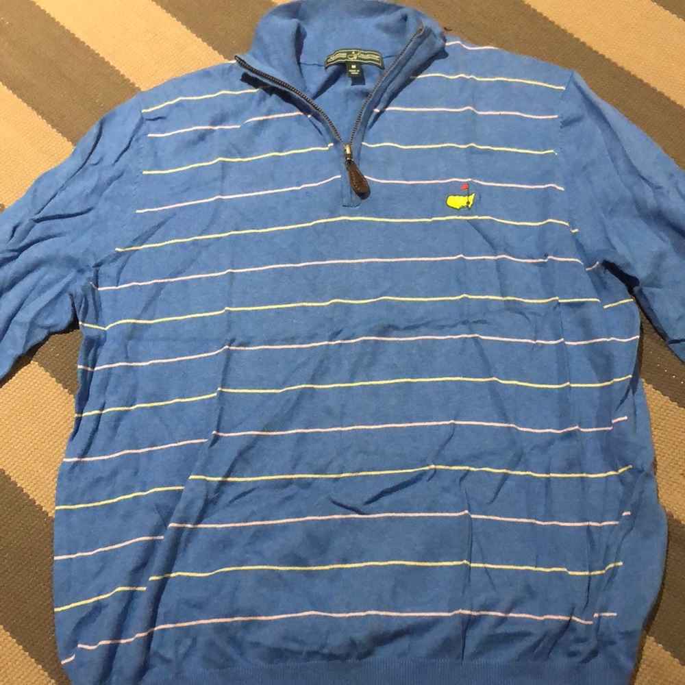 Blue masters pullover